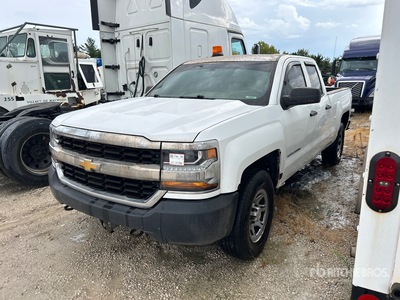 2018 Chevrolet Silverado 1500 4x4 Extended Cab Pickup