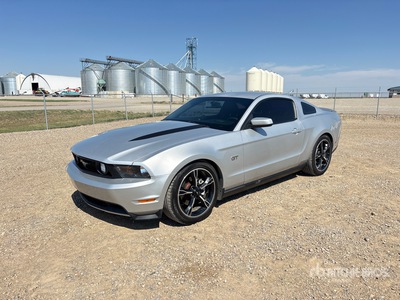 2010 Ford Mustang GT Automobile