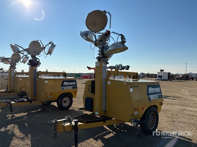 2010 Allmand Maxie-Lite V-TWR 20 kW Torre de iluminación