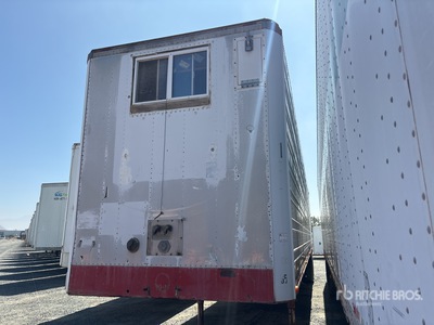 1981 Utility 45 ft x 102 in T/A Geschlossene Anhänger