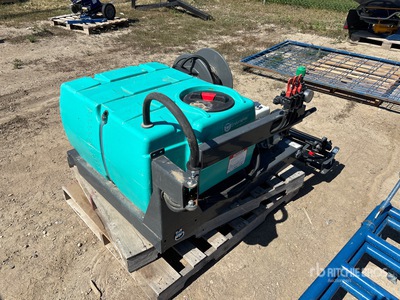 Enduraplas Field Boss 365 12 ft Pull-Type Sprayer (Unused)