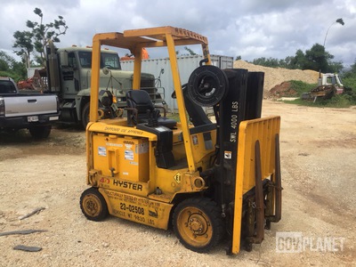 Hyster E40ZG Electric Forklift