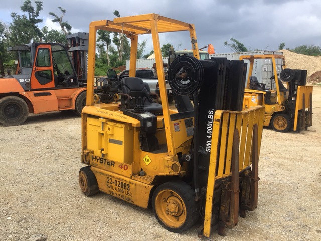 Hyster E40ZG Electric Forklift