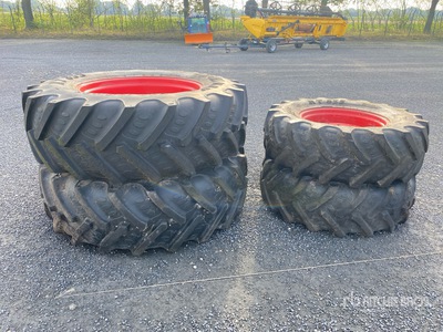 Quantity of (2) Agrimax RT 855 520/85R38 + (2) Agrimax 420/85R28 Wheels