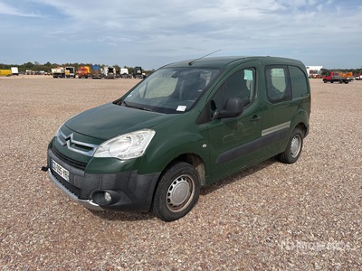 2012 Citroen Berlingo Motricité Renforcée  Vehicule Utilitaire Cargo Van (Inoperable)