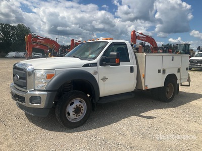 2016 Ford F-550 XLT 4x4 Service Truck