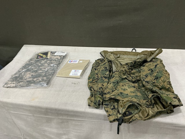 (2) Camouflage Parkas, (6) Flame Resistant Undershirts & Assorted Items (2) Camouflage Parkas, (6) Flame Resistant Undershirts & Assorted Items