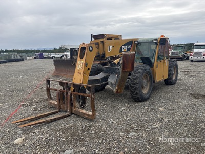 2008 Cat TL943 Chariot élévateur télescopique