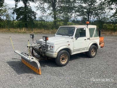 2003 Suzuki Samurai Automobile