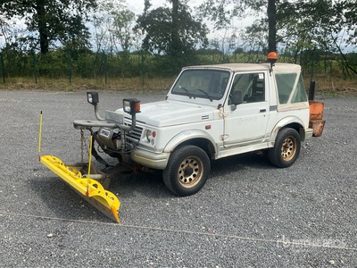 2003 Suzuki Samurai Automobile