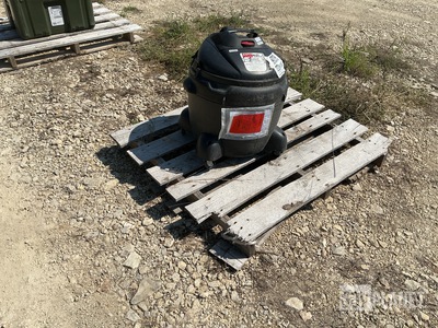 Dayton 3VE21A Wet/Dry Vacuum