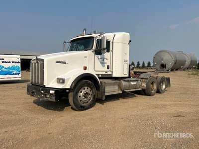 2009 Kenworth T800 6x4 تراكتور شاحنة كابينة النوم (ثنائية المحور)