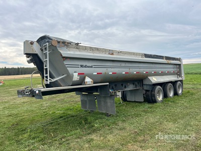 2016 Midland MG35SLX3 35 ft Tri/A End Dump Trailer