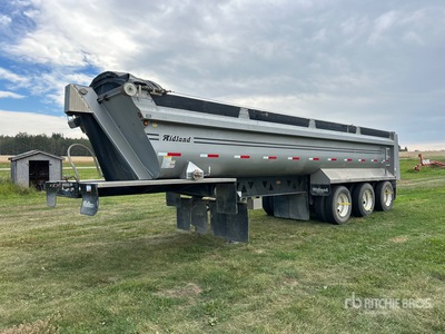 2022 Midland MG35SLX3 35 ft Tri/A End Dump Trailer