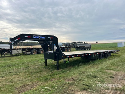 2023 Load Trail 32 ft T/A Gooseneck Tilt Deck Trailer