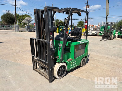 2018 Mitsubishi FBC25N 4450 lb Cushion Tire Chariot Élévateur