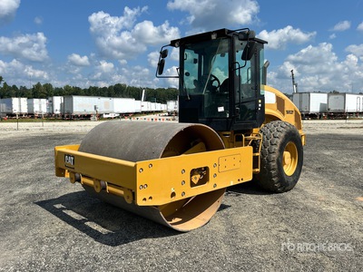 2021 Cat CS54B Gladde trommelpers