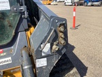 Hydraulics with Auxiliary Hydraulic Plumbing