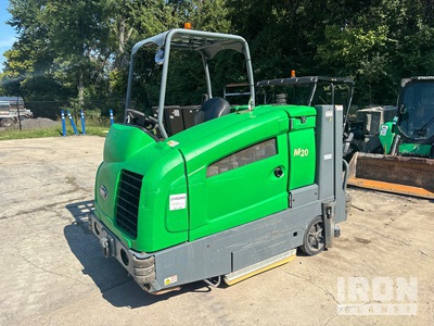2018 Tennant M20 Ride-On Floor Sweeper