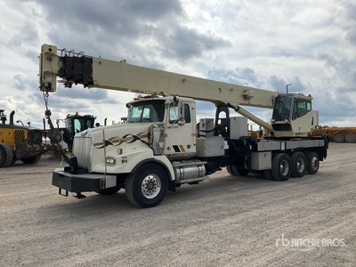 National 1800 80000 lb Straight Boom on 2001 Western Star 4964SX 8x4 Boom Truck