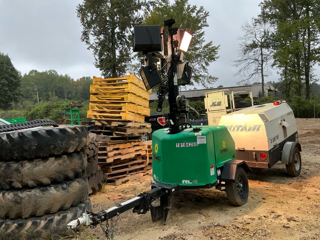 2018 Genie RL4 6 kW Light Tower