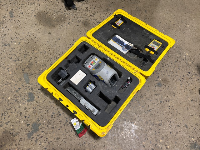 2017 Spectra Precision DG813 Pipe Laser Level