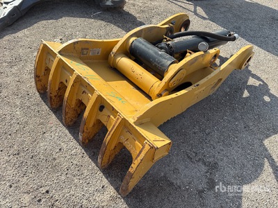 Cat 45 in Excavator Thumb - Fits Cat 33SF