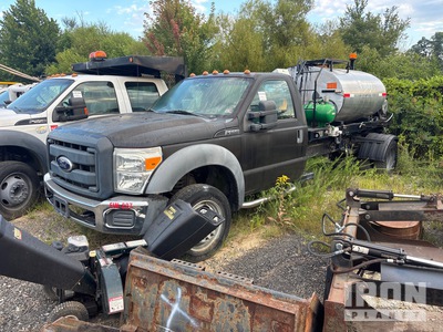 Empresasy DMS-600 600 gal on 2011 Ford F550 XL 4x2 Camion de rapiéçage à chaud