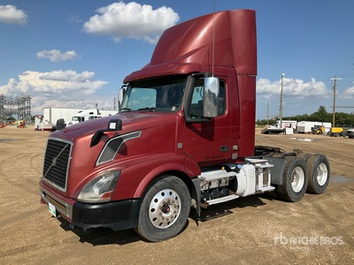 2012 Volvo VNL300 Cabeza Tractora Cabina Corta