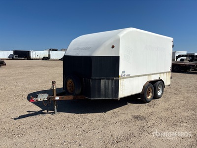 2007 Trailers Unlimited Inc. Shuttle 14 ft T/A مقطورة ذو كبينة مغلقة