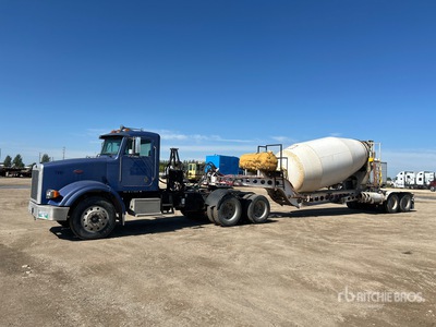 2004 Peterbilt 378 Mixer Truck