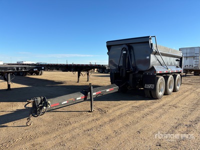 2011 Langfab 16 ft Tri/A Kippwagen