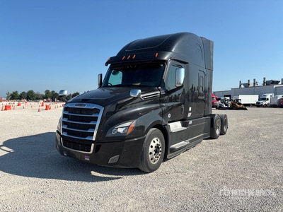 2020 Freightliner Cascadia 126 6x4 T/A Sleeper Truck Tractor