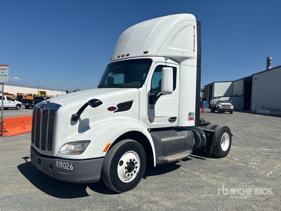 2017 Peterbilt 579 4x2 Cabeza Tractora Cabina Corta