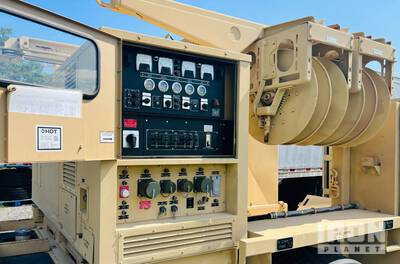 2015 HDT 40KW Diesel Generator w/ Winch & Hydraulic Boom