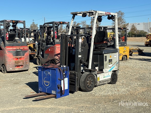 2015 Nissan BXC40 4000 lb Electric Forklift