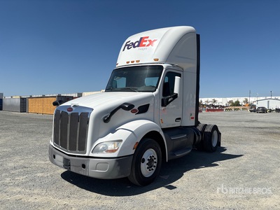 2017 Peterbilt 579 4x2 Ciągnik siodłowy z kabiną dzienną S/A