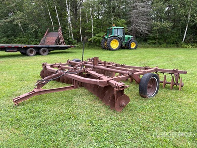 11 ft Tandem Vertical Disc Harrow