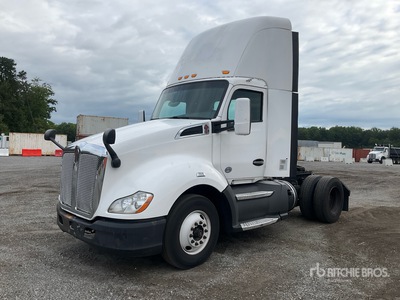 2016 Kenworth T680 4x2 S/A Day Cab Truck Tractor