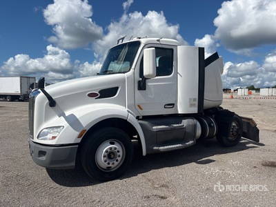 2019 Peterbilt 579 4x2 S/A Day Cab Truck Tractor