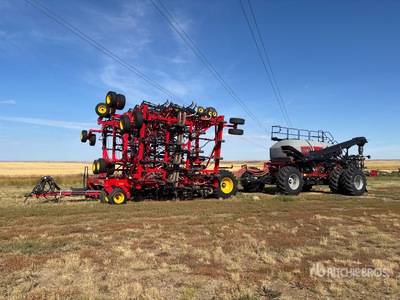 Vaderstad Seed Hawk 80 ft Air Drill