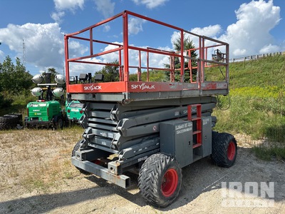 2017 Skyjack SJ8841RT Diesel 4x4 Podnośnik nożycowy
