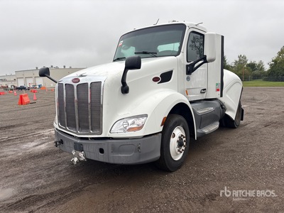 2016 Peterbilt 579 4x2 Ciągnik siodłowy z kabiną dzienną S/A