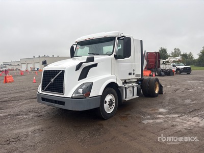 2016 Volvo VNL300 4x2 S/A Day Cab Truck Tractor