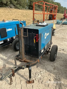 Miller Electric BIGBLUE400 Spawarka napędzana silnikiem