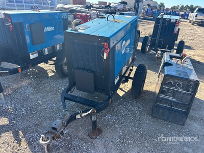 Miller Electric BB400PRO Mobile Multi-Process Engine Driven Welder