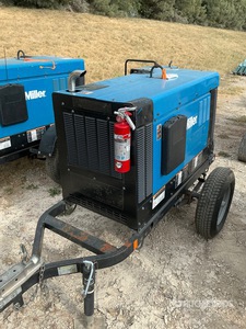 Miller Electric BB400PRO Engine Driven Welder