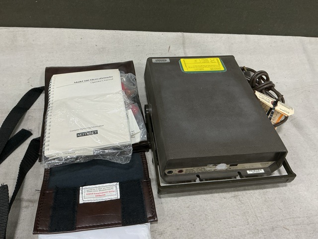 Keithley 580 Micro-Ohmmeter Keithley 580 Micro-Ohmmeter
