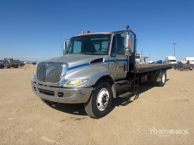 2004 International DuraStar 4300 4x2 Camión Caja Abierta