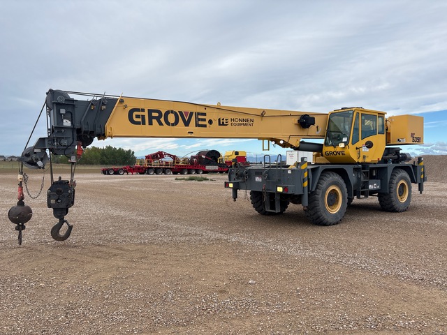 2007 Grove RT535E 35 ton 4x4x4 Rough Terrain Crane 2007 Grove RT535E 35 ton 4x4x4 Rough Terrain Crane